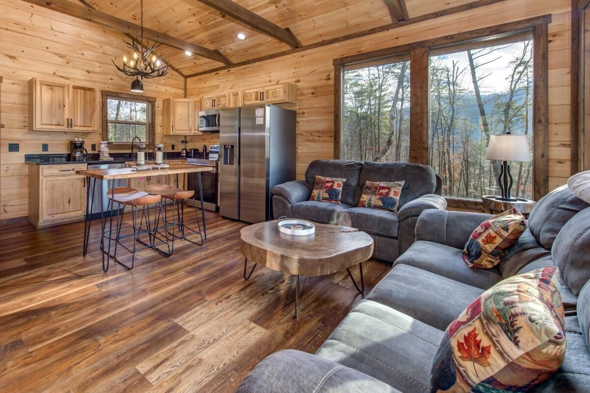 Maison, plusieurs lits (Bearfoot Splash Hideaway) | Coin séjour