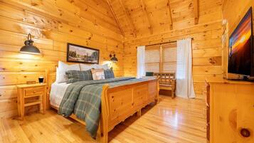 House, Multiple Beds (Roudy’s Roost)