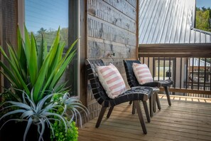 House, Multiple Beds (Suite Retreat) | Terrace/patio - Suite Retreat (Pigeon Forge)