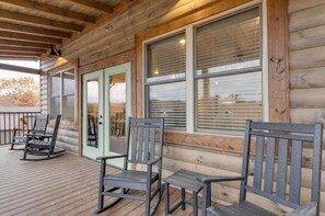 House, Multiple Beds (Bluemoon Ridge) | Terrace/patio - Bluemoon Ridge (Pigeon Forge)