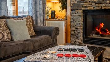 House, Multiple Beds (Anglers Bend) | Interior