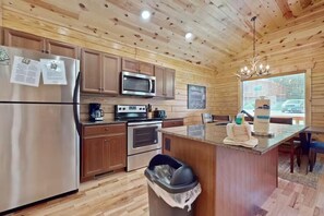 Ferienhaus, Mehrere Betten (Southern Comfort Cabin) | Eigene Küche