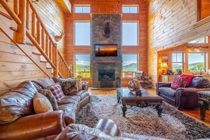 Ferienhaus, Mehrere Betten (Z - Sunflower Summit) | Wohnbereich