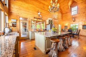 Ferienhaus, Mehrere Betten (Z - Sunflower Summit) | Eigene Küche