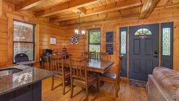 House, Multiple Beds (Goldilocks and The Three Bears) | Dining