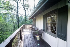 House, Multiple Beds (Hillside Hideaway) | Property grounds - Hillside Hideaway (Sevierville)