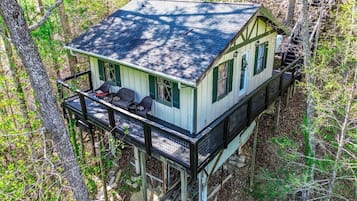 House, Multiple Beds (Hillside Hideaway) | Exterior
