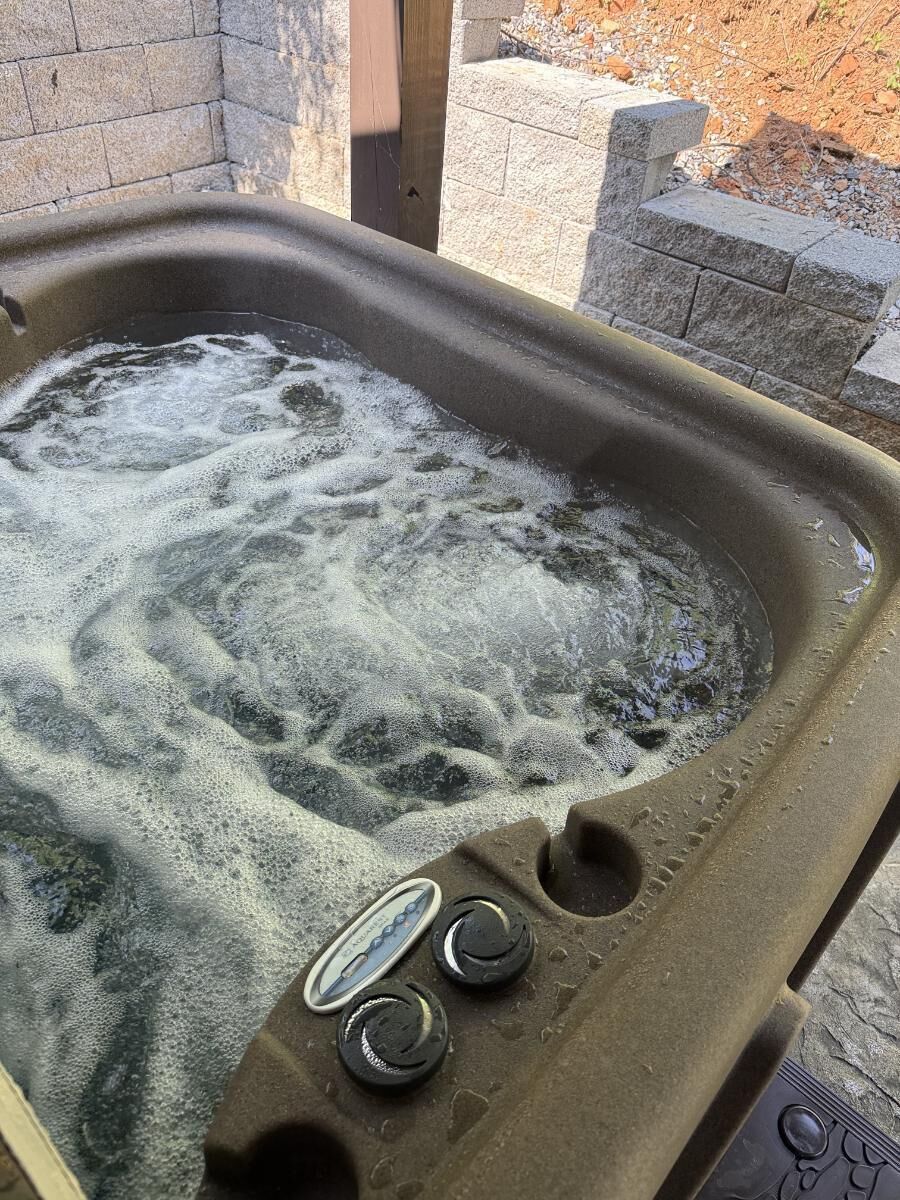 House, Multiple Beds (The Ancient Bear's Den) | Outdoor spa tub
