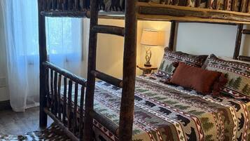 House, Multiple Beds (The Ancient Bear's Den) | 3 bedrooms