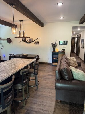 House, Multiple Beds (The Ancient Bear's Den) | Dining - The Ancient Bear's Den (Kodak)