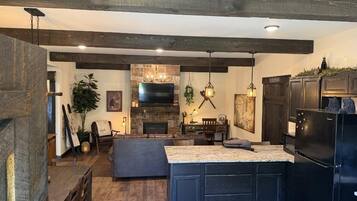 House, Multiple Beds (The Ancient Bear's Den) | Interior