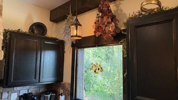 House, Multiple Beds (The Ancient Bear's Den) | Interior