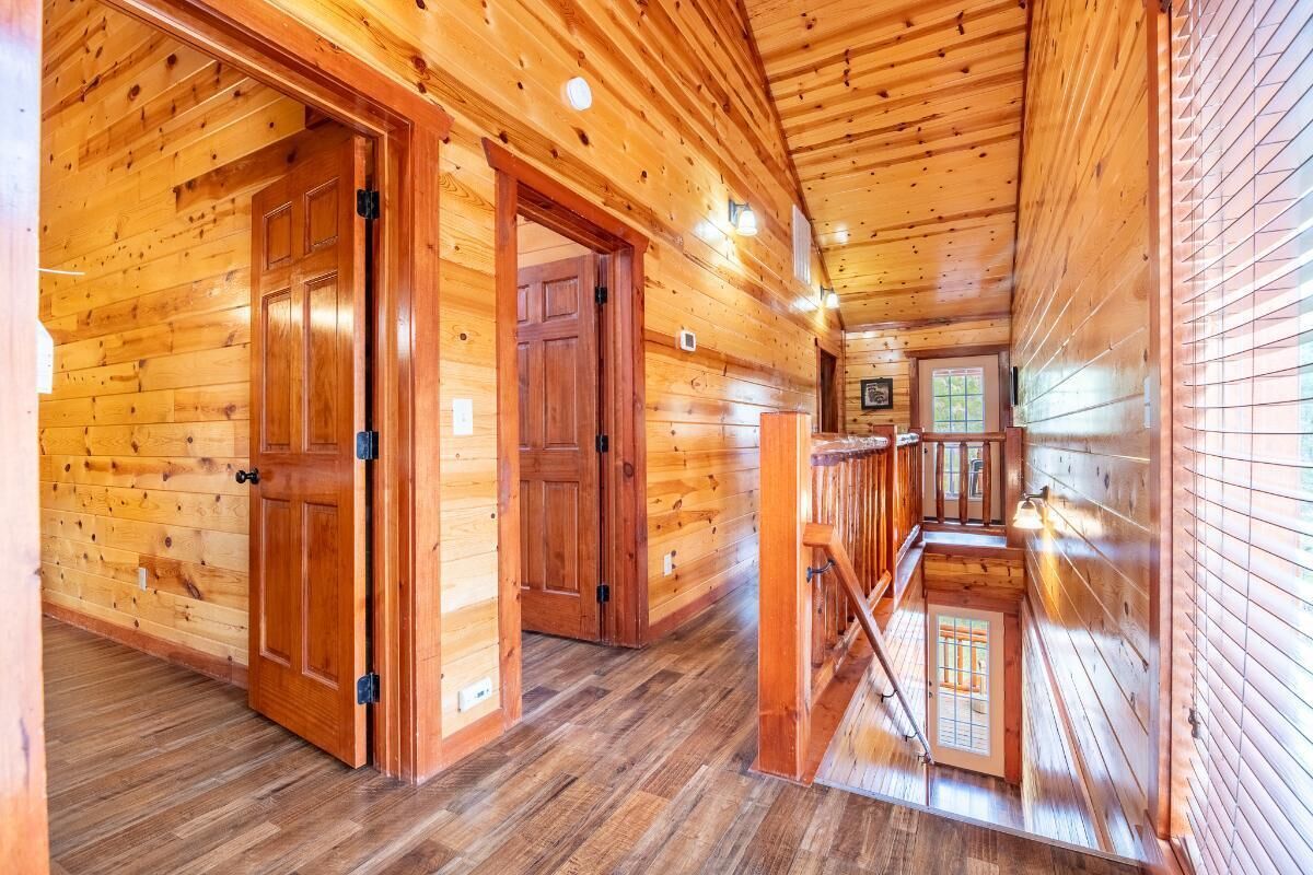 House, Multiple Beds (Splash Mountain Lodge) | Interior