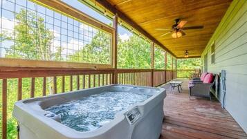Hus, flere senger (Madison's Retreat) | Terrasse/patio