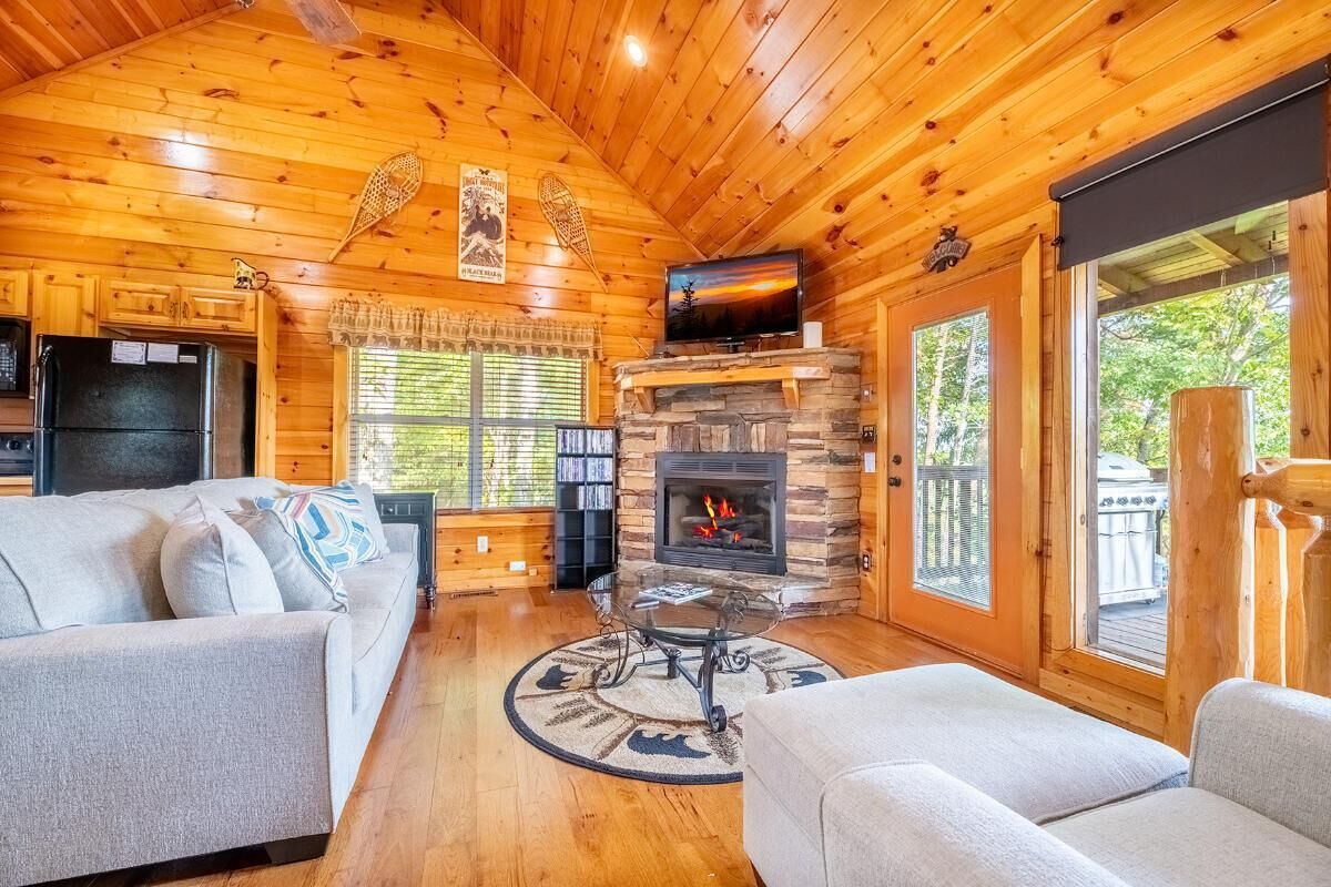 บ้านพัก, หลายเตียง (Simply Heaven in the Smokies) | บริเวณนั่งเล่น