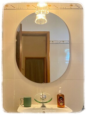 Bathroom - Cozy Room in the Quiet Space of Hue (Thành phố Huế)
