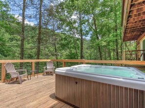 Bồn tắm spa ngoài trời