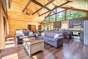 House, Multiple Beds (Serenity Summit) | Living area - Serenity Summit (Sevierville)