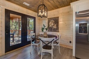 Hus - flera sängar (Summit View) | Restauranger