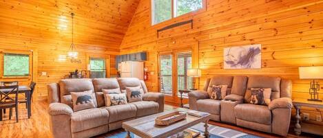 Ferienhaus, Mehrere Betten (Moonshine Hollow) | Wohnbereich
