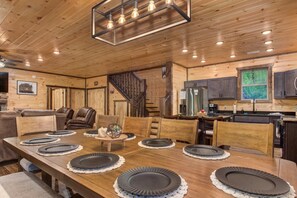Ferienhaus, Mehrere Betten (Dreamcatcher Lodge) | Speisen