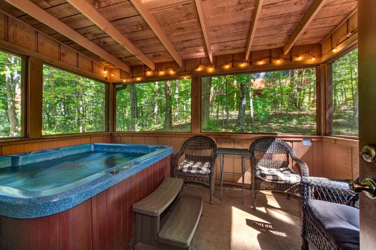 House, Multiple Beds (Whistling Woods Hideaway) | Indoor spa tub
