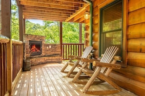 House, Multiple Beds (Smoky Breeze Retreat) | Property grounds - Smoky Breeze Retreat (Sevierville)