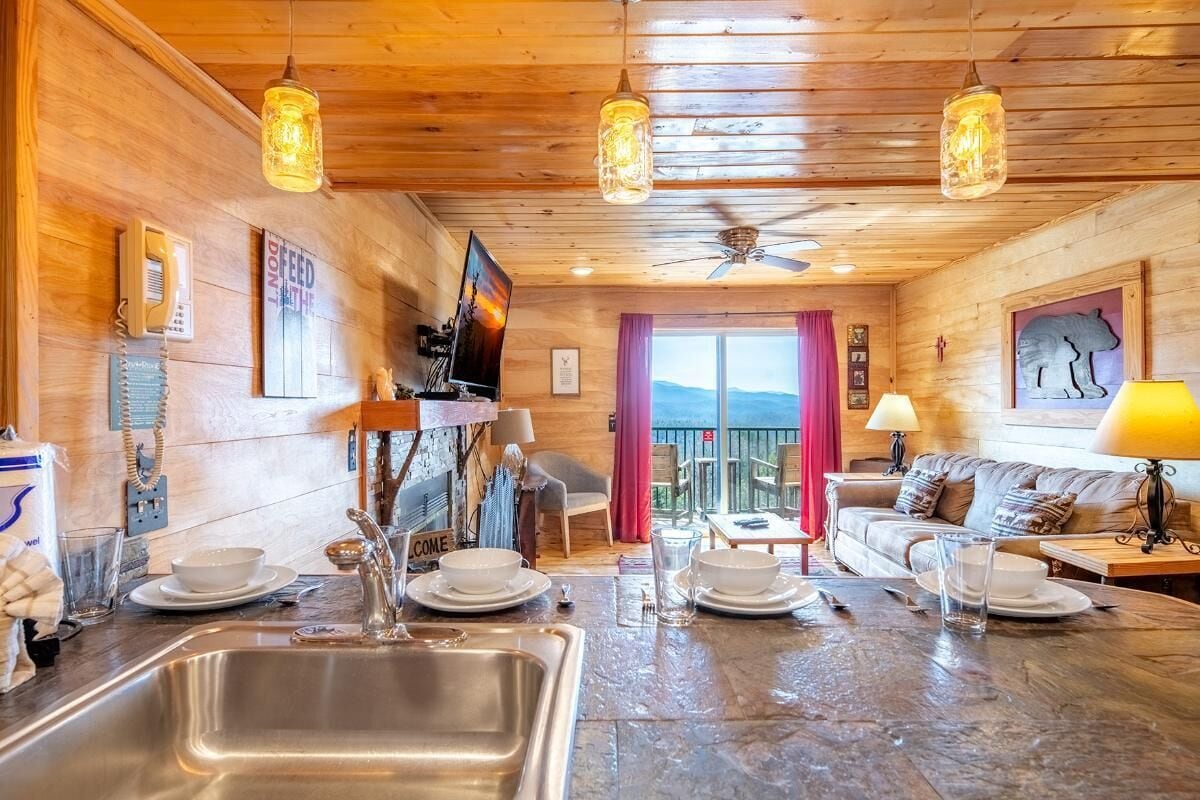 Condo, Multiple Beds (Z - Black Bear Hideout) | Interior