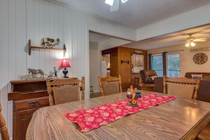 Ferienhaus, Mehrere Betten (Z - Clear Fork Farm) | Speisen