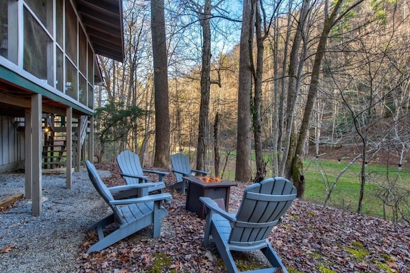 Ferienhaus, Mehrere Betten (Z - Clear Fork Farm) | Terrasse/Patio