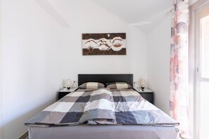Iron/ironing board, WiFi, bed sheets - Calle Marbella 12 - Duplex flat with sun terrace (Llanos, Los (Torrox-Costa))