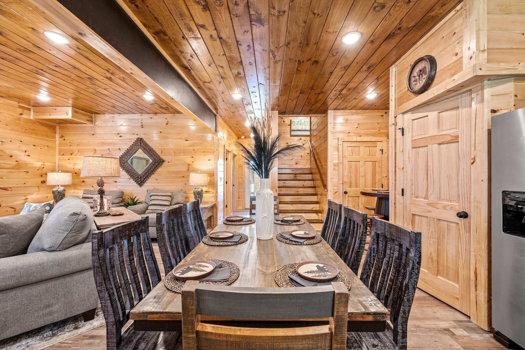 House, Multiple Beds (Rustic Modern Mountain Cabin) | Dining