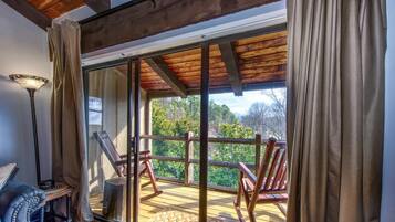 Condo, Multiple Beds (Bear Summitt Retreat) | Interior