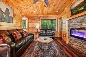 House, Multiple Beds (Mountain Getaway) | Living area - Mountain Getaway (Pigeon Forge)