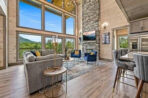 House, Multiple Beds (Revetta Retreat) | Living area - Revetta Retreat (Sevierville)