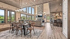 Interior - Revetta Retreat (Sevierville)