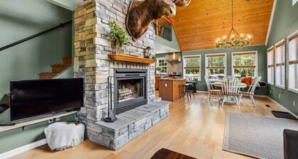 Relaxing Chalet Near Lake with Outdoor Living