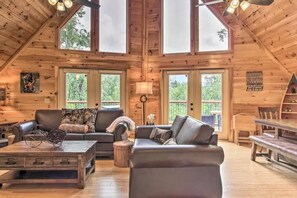 Ferienhaus, Mehrere Betten (Z - Heaven in the Smokies 3) | Wohnbereich