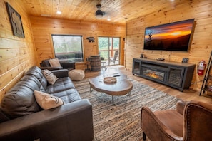 Ferienhaus, Mehrere Betten (Z - Heavenly Views Hideaway) | Wohnbereich