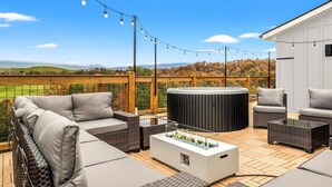 Ferienhaus, Mehrere Betten (Lookout Lodge) | Terrasse/Patio