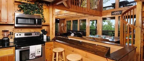 House, Multiple Beds (Chubby Bear) | Private kitchen