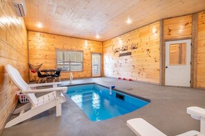 Pool - Magical Meadow (Sevierville)