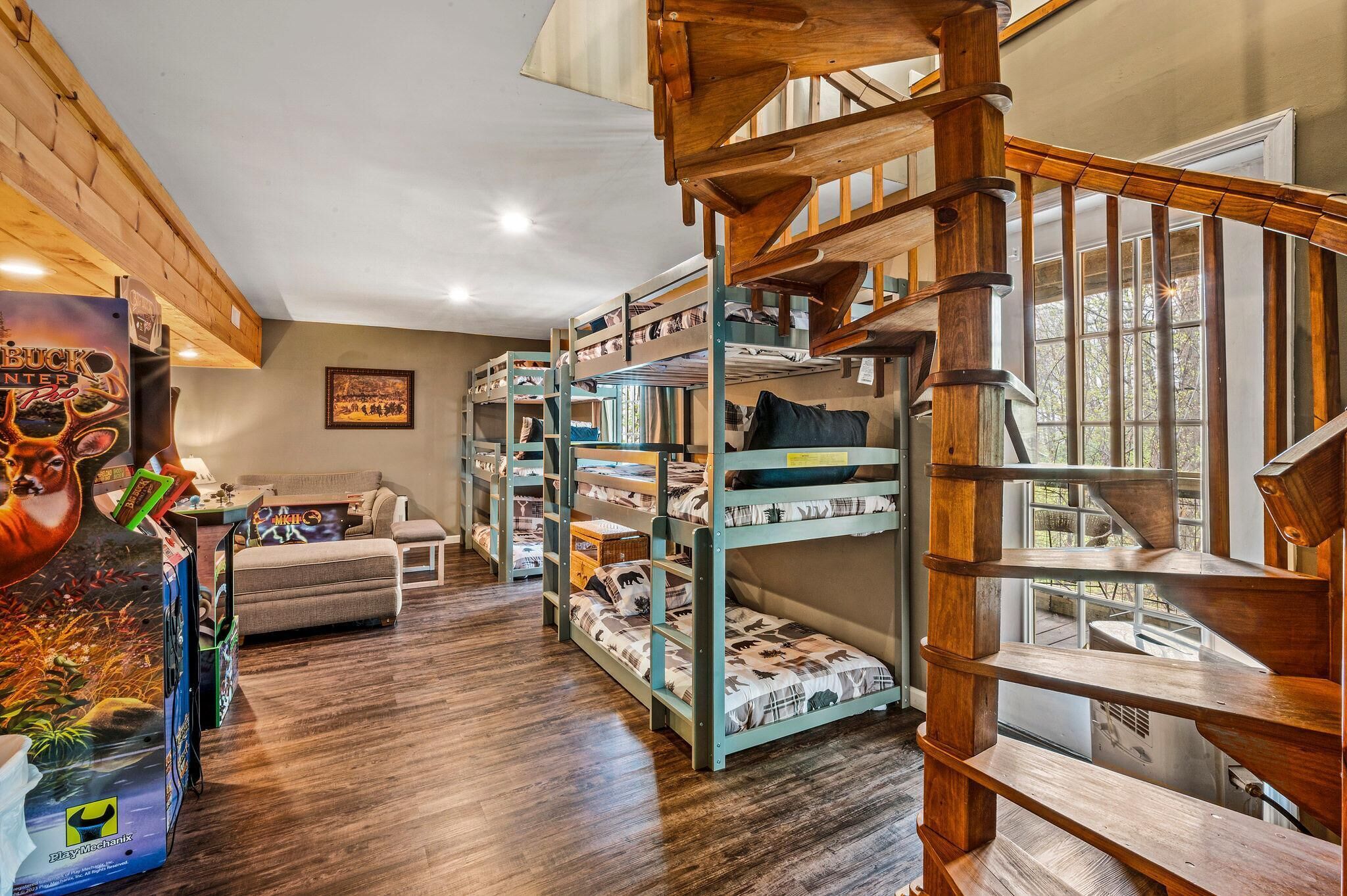 Casa, letti multipli (Smoky Mountain Game Den) | Interni