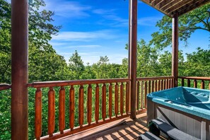 Bồn tắm spa ngoài trời