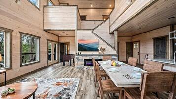 Hus - flera sängar (Mountain Bliss) | Restauranger