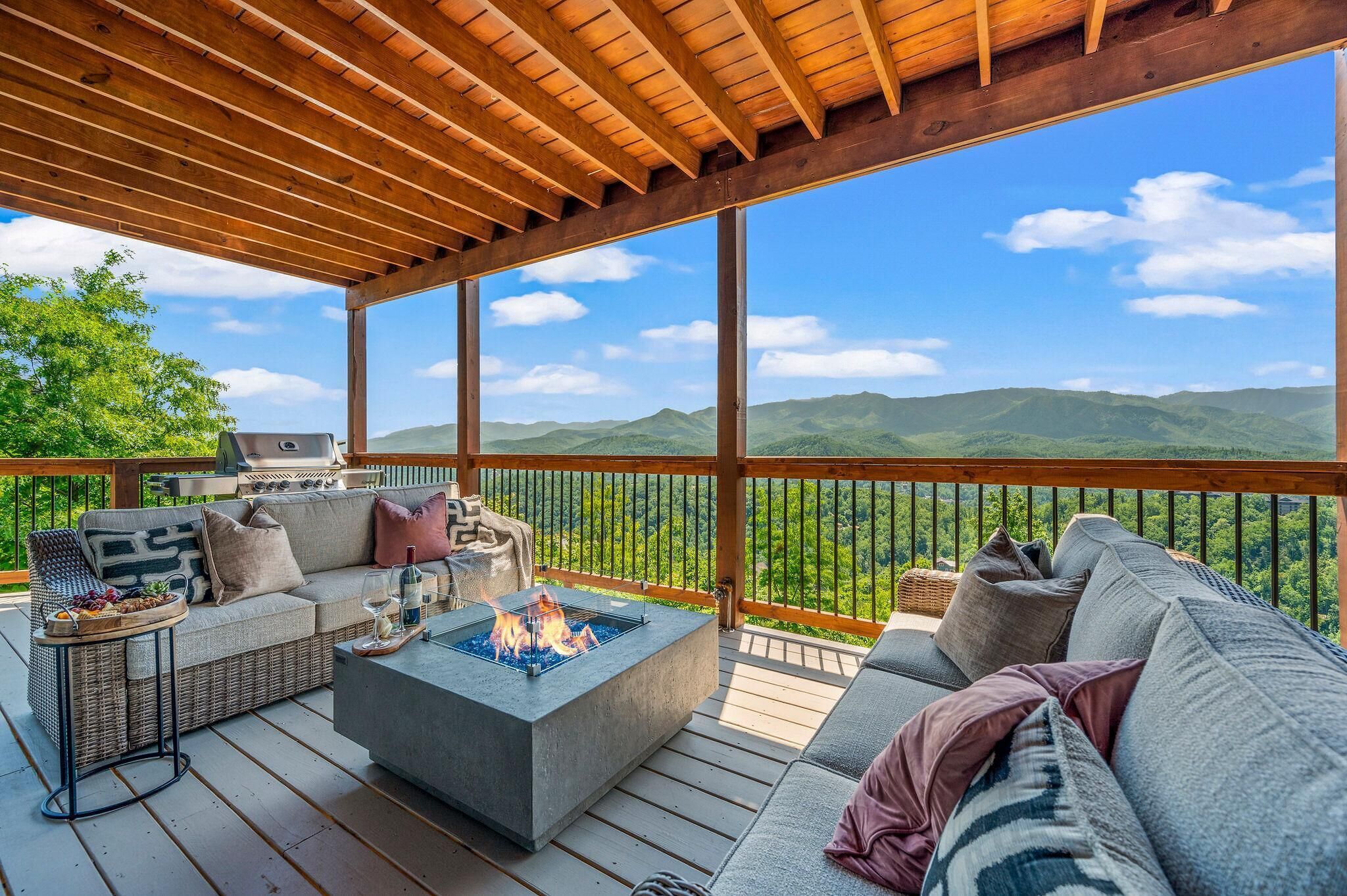 House, Multiple Beds (Premier Mountain Views) | Property grounds