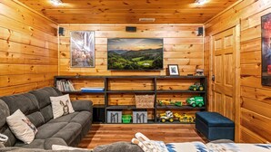 Fernseher, Kamin