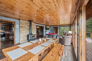 Casa, varias camas (Mountain Vibes) | Restauración