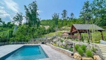 Casa, varias camas (Mountain Vibes) | Piscina