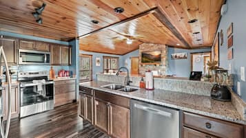 Casa, varias camas (Mountain Vibes) | Cocina privada